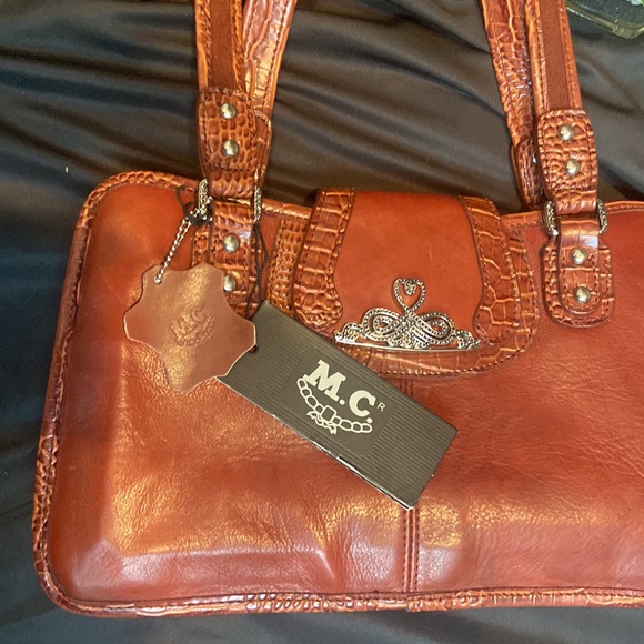 Marc Chantal Handbags - - NWT Marc Chantal Brown Leather Bag💕